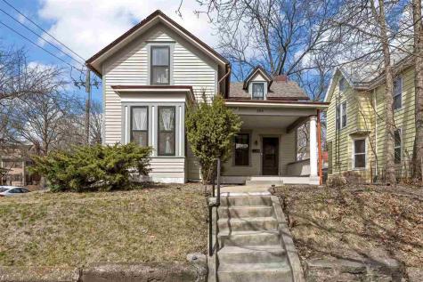 304 Ronalds Street Iowa City IA 52245
