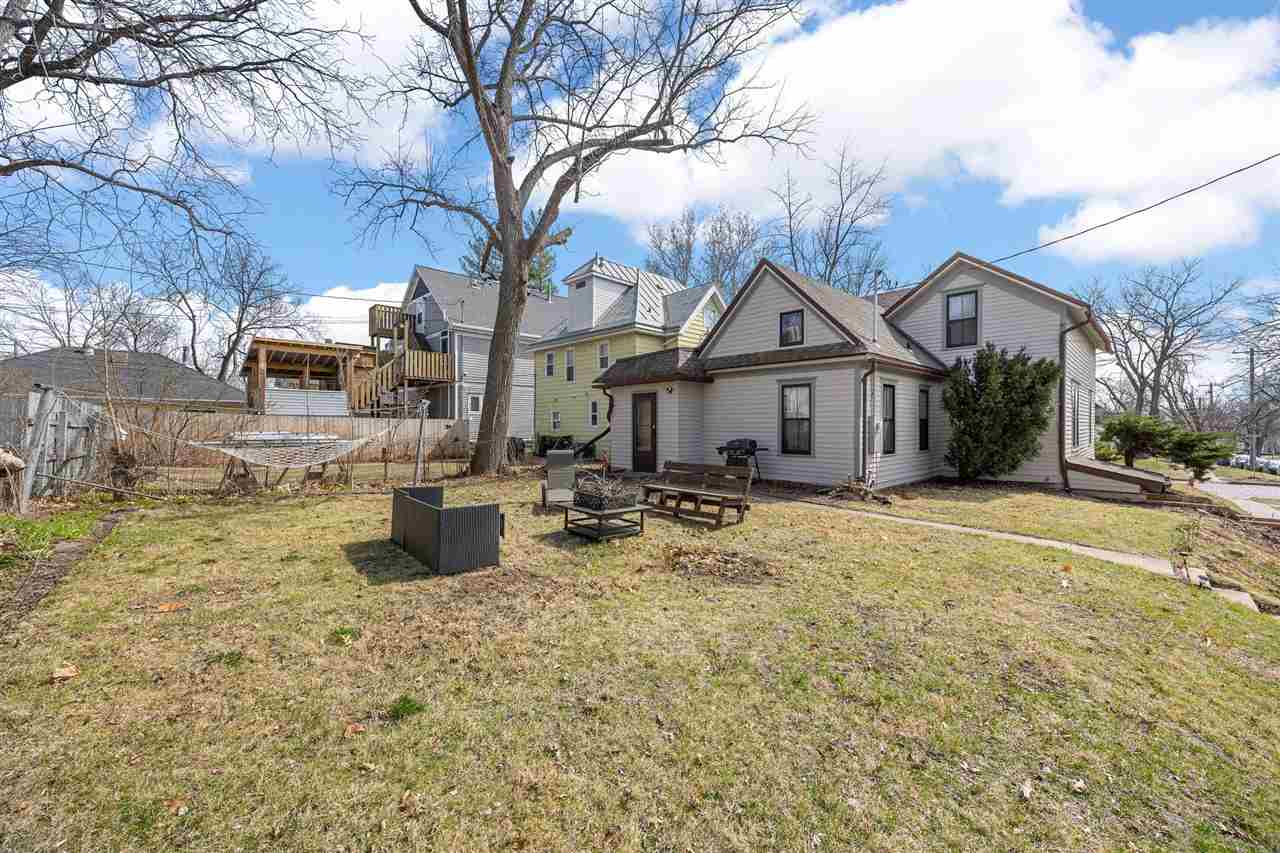 304 Ronalds Street Iowa City IA 52245