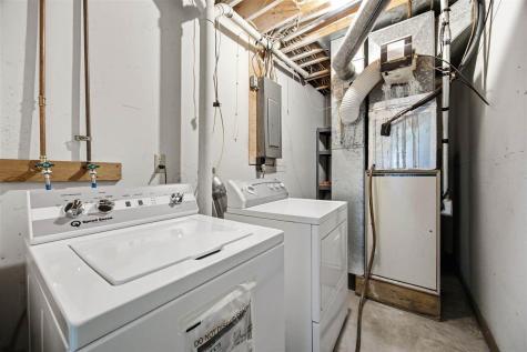 1356 Main Street Center Point IA 52213