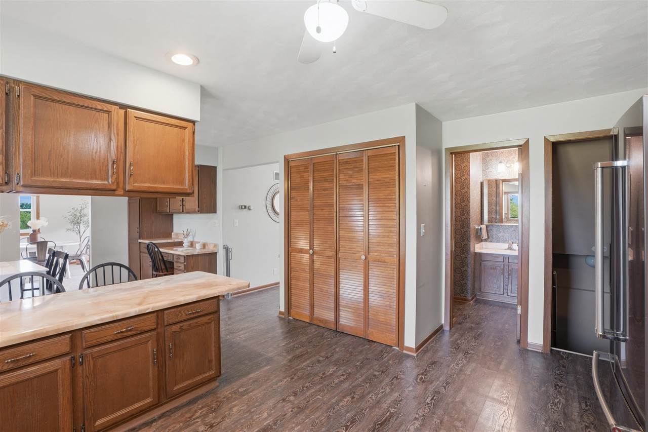 1895 Underwood Avenue Ainsworth IA 52201