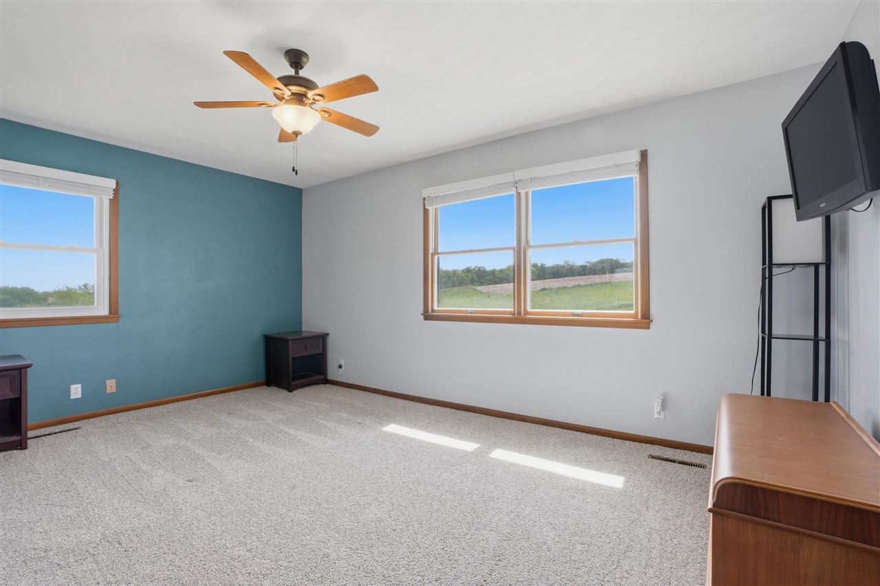 1895 Underwood Avenue Ainsworth IA 52201