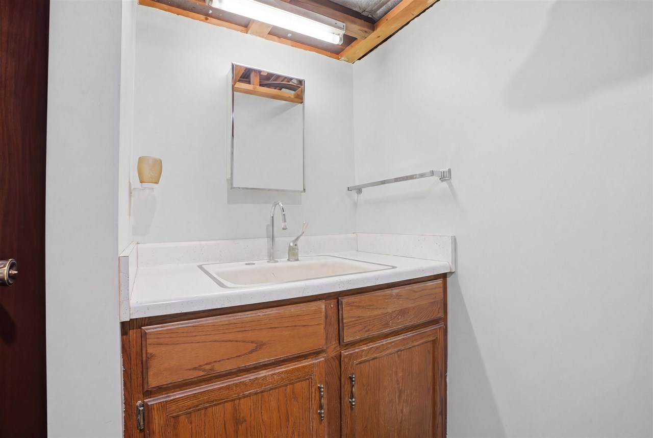 1895 Underwood Avenue Ainsworth IA 52201