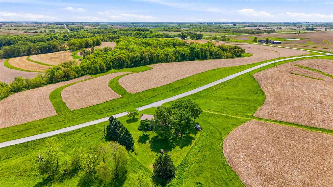 1895 Underwood Avenue Ainsworth IA 52201
