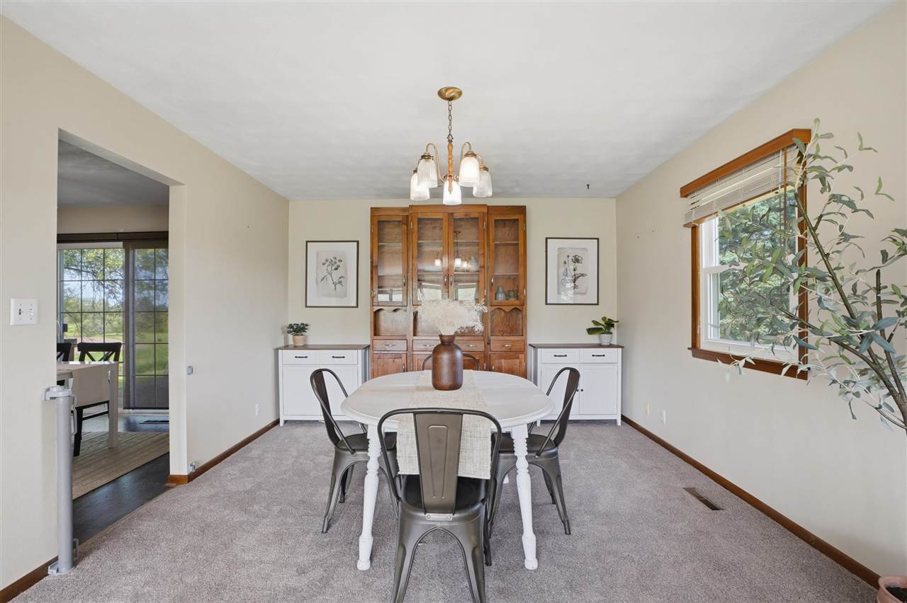 1895 Underwood Avenue Ainsworth IA 52201