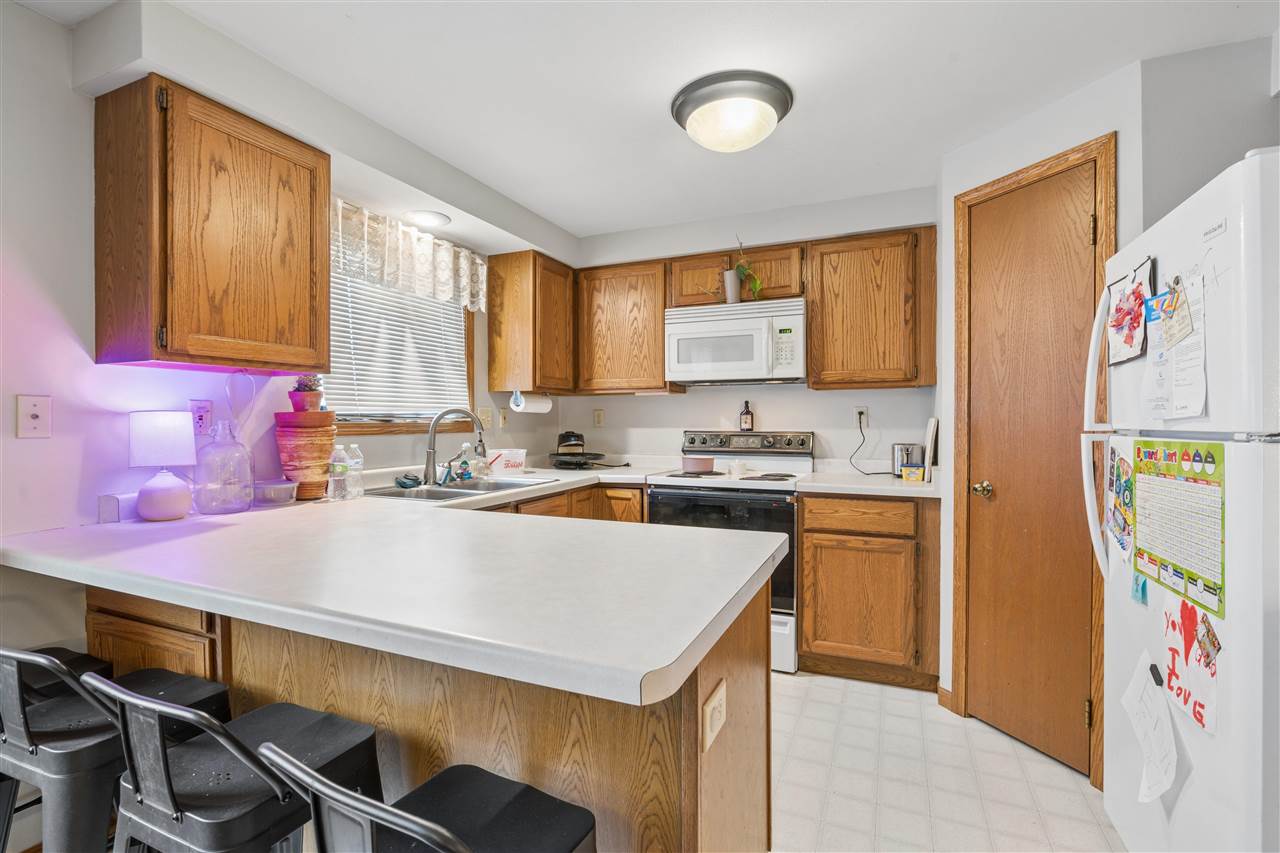 409 S 7th Avenue Iowa City IA 52240