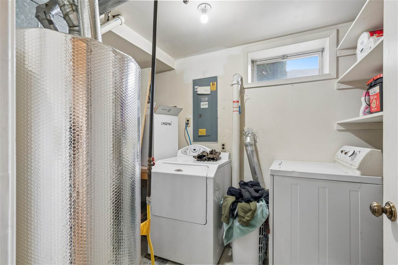 409 S 7th Avenue Iowa City IA 52240