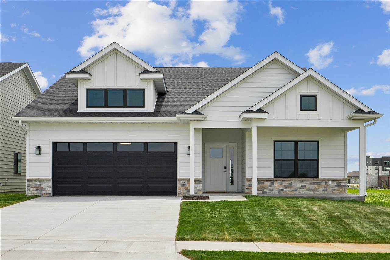 1271 Roosevelt Circle North Liberty IA 52317-1304