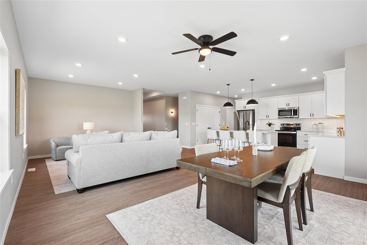 1271 Roosevelt Circle North Liberty IA 52317-1304