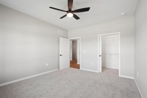 1271 Roosevelt Circle North Liberty IA 52317-1304