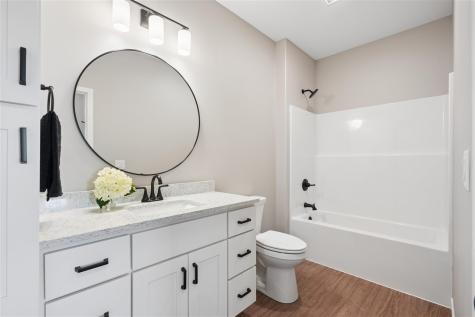 1271 Roosevelt Circle North Liberty IA 52317-1304