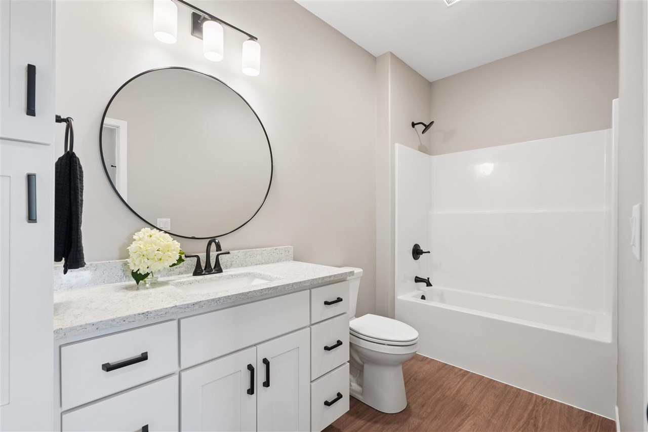 1271 Roosevelt Circle North Liberty IA 52317-1304