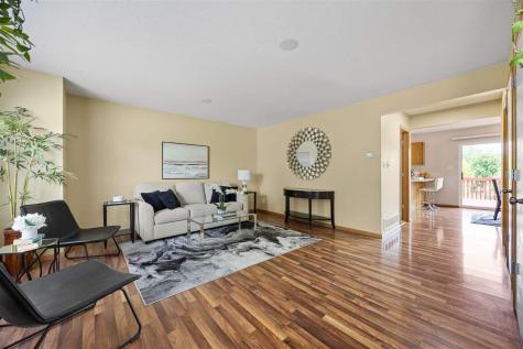 1346 Sweeting Lane Coralville IA 52241