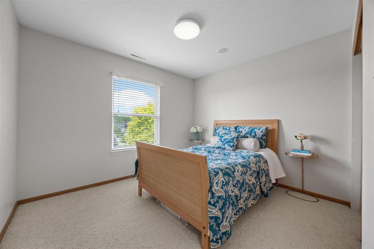1346 Sweeting Lane Coralville IA 52241