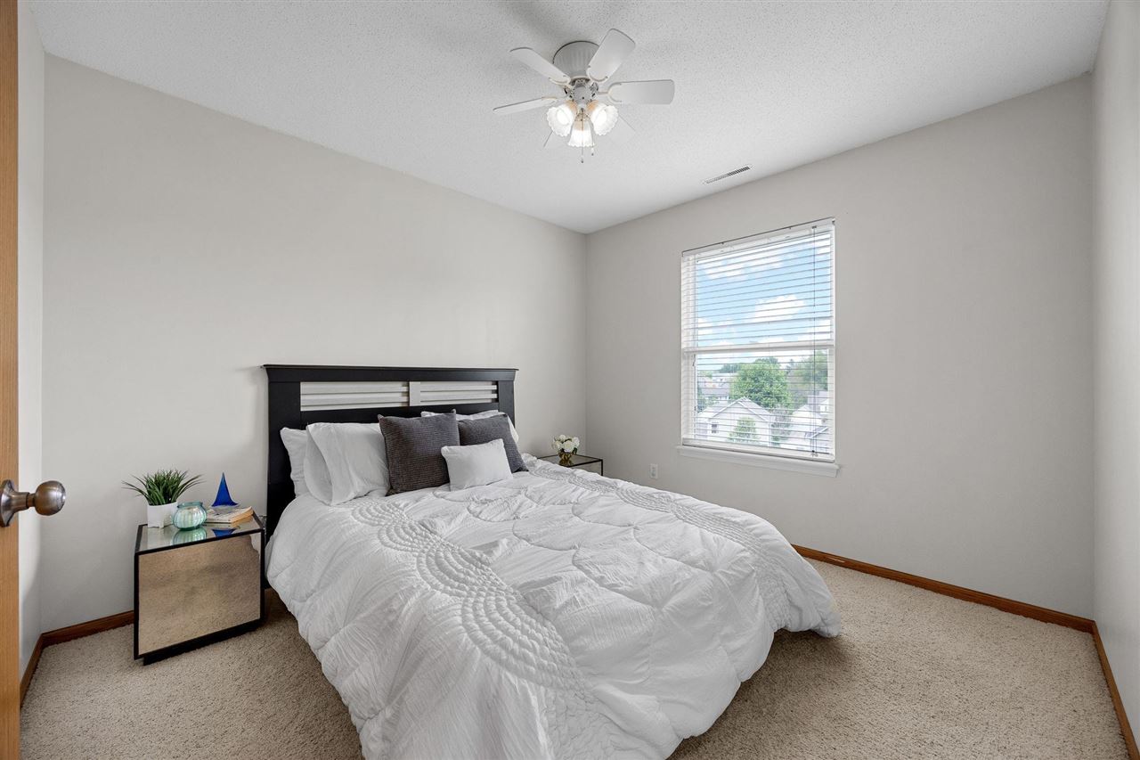 1346 Sweeting Lane Coralville IA 52241