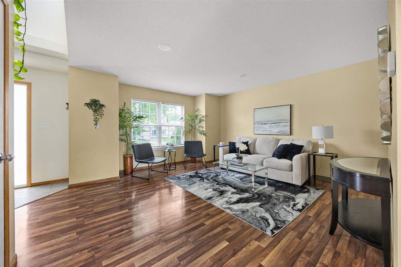 1346 Sweeting Lane Coralville IA 52241