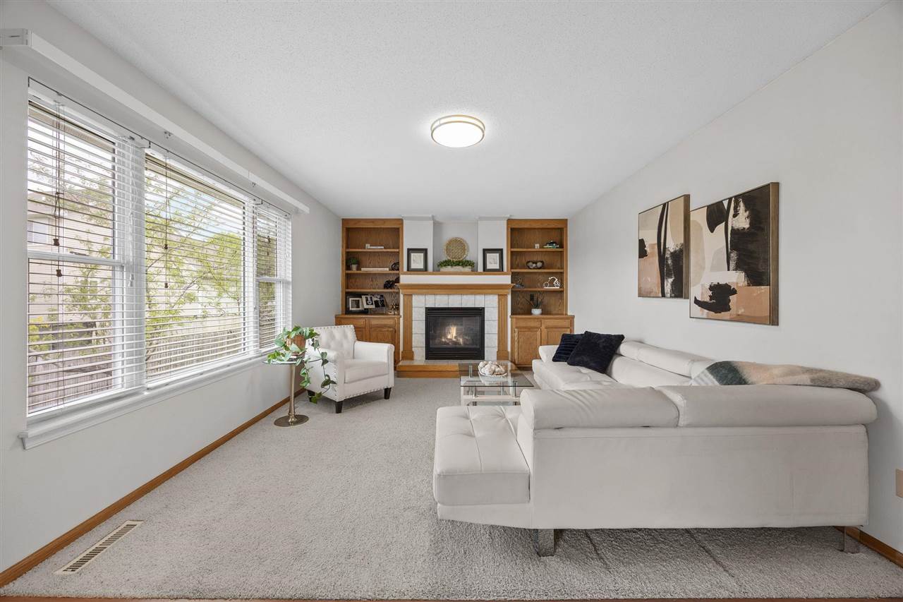 1346 Sweeting Lane Coralville IA 52241