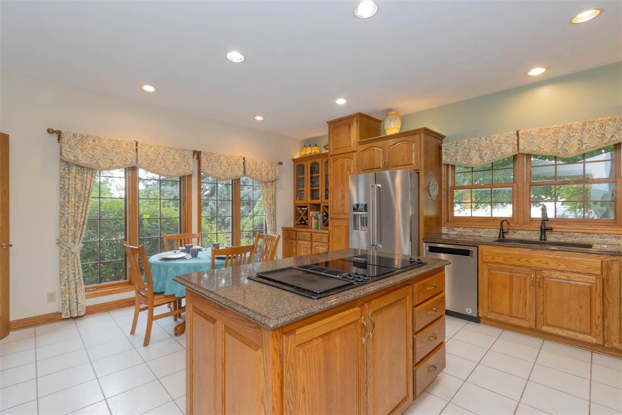 610 S 15th Avenue Washington IA 52353