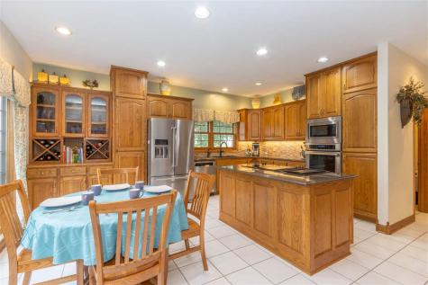 610 S 15th Avenue Washington IA 52353