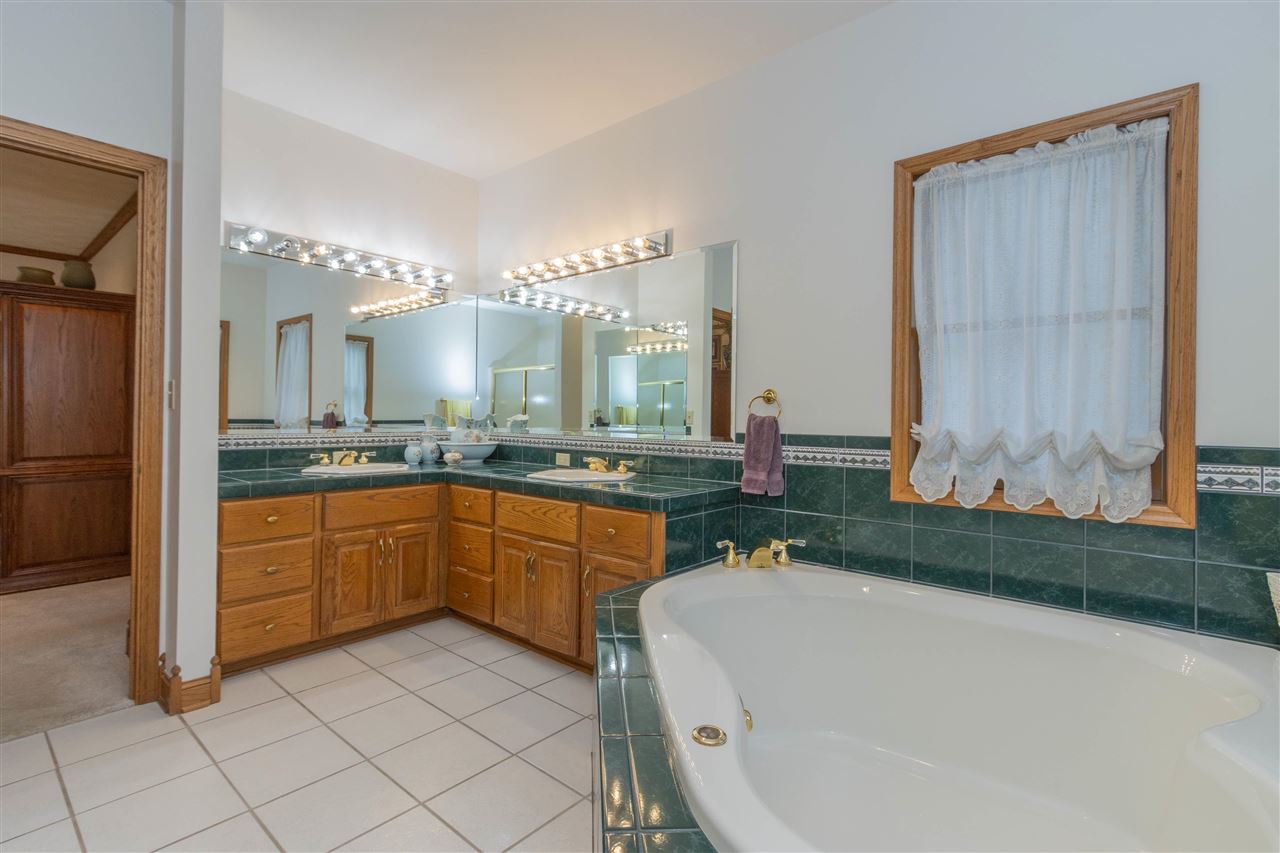 610 S 15th Avenue Washington IA 52353