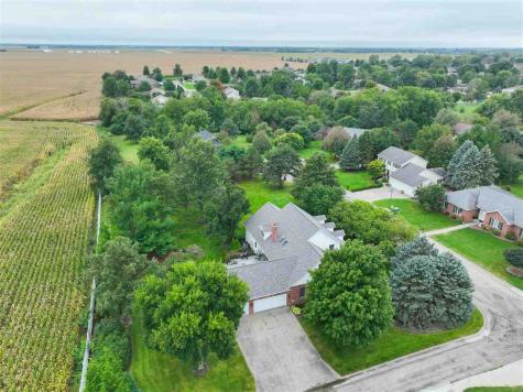 610 S 15th Avenue Washington IA 52353