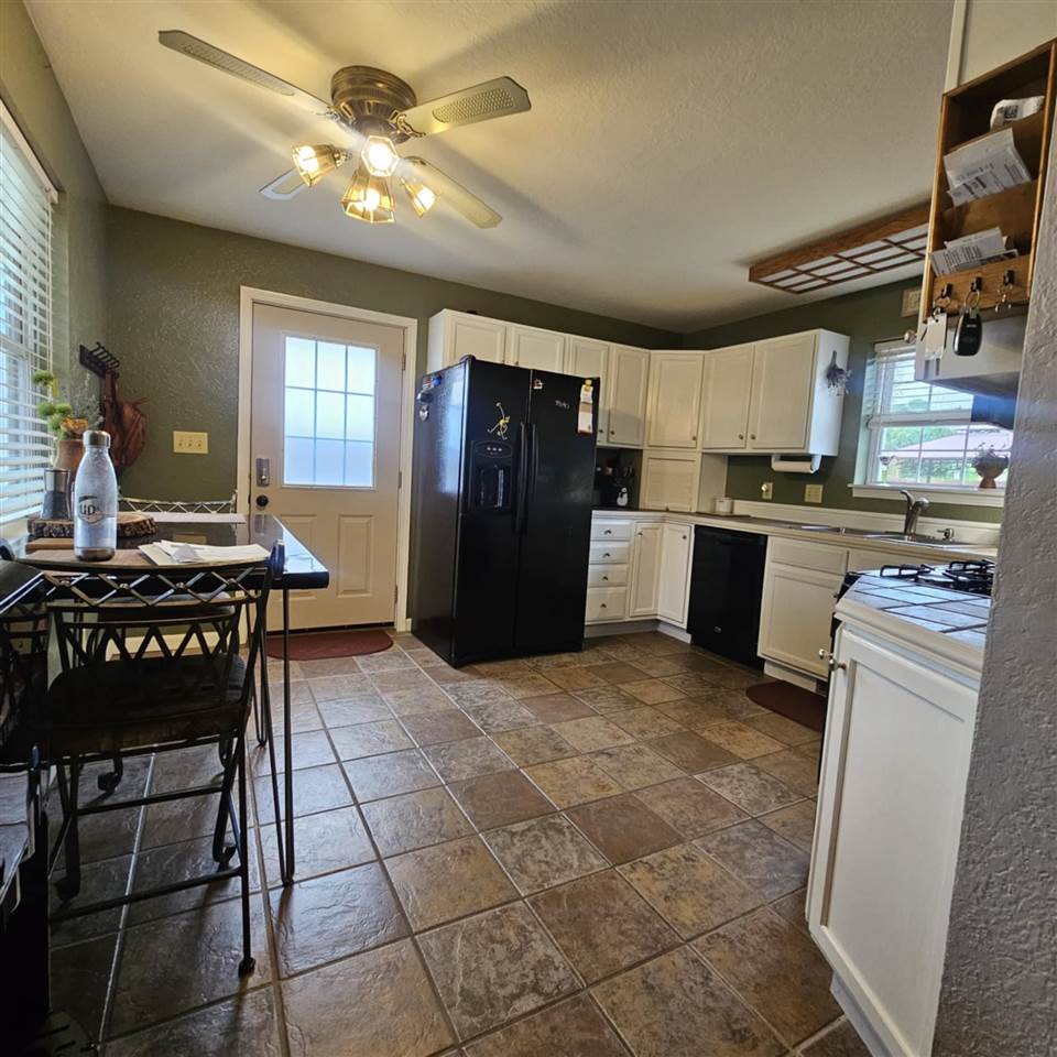 105 N Division Street Anamosa IA 52205-0000