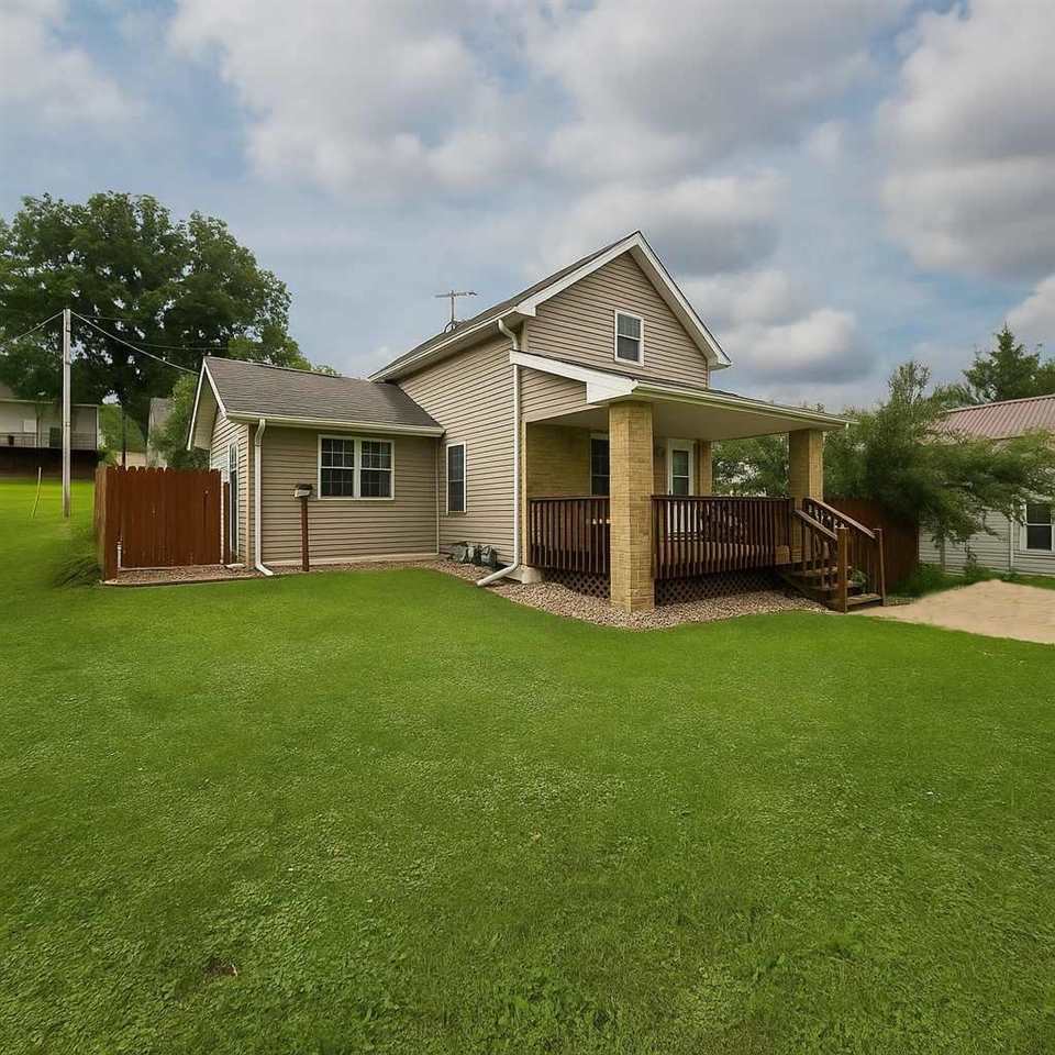 105 N Division Street Anamosa IA 52205-0000