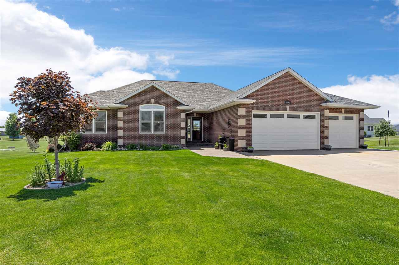 1490 Ridgeview Avenue West Liberty IA 52776