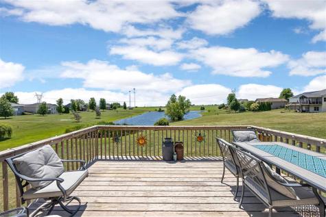 1490 Ridgeview Avenue West Liberty IA 52776