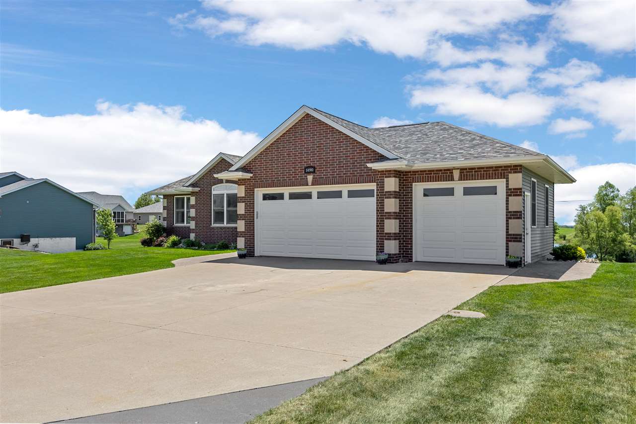 1490 Ridgeview Avenue West Liberty IA 52776