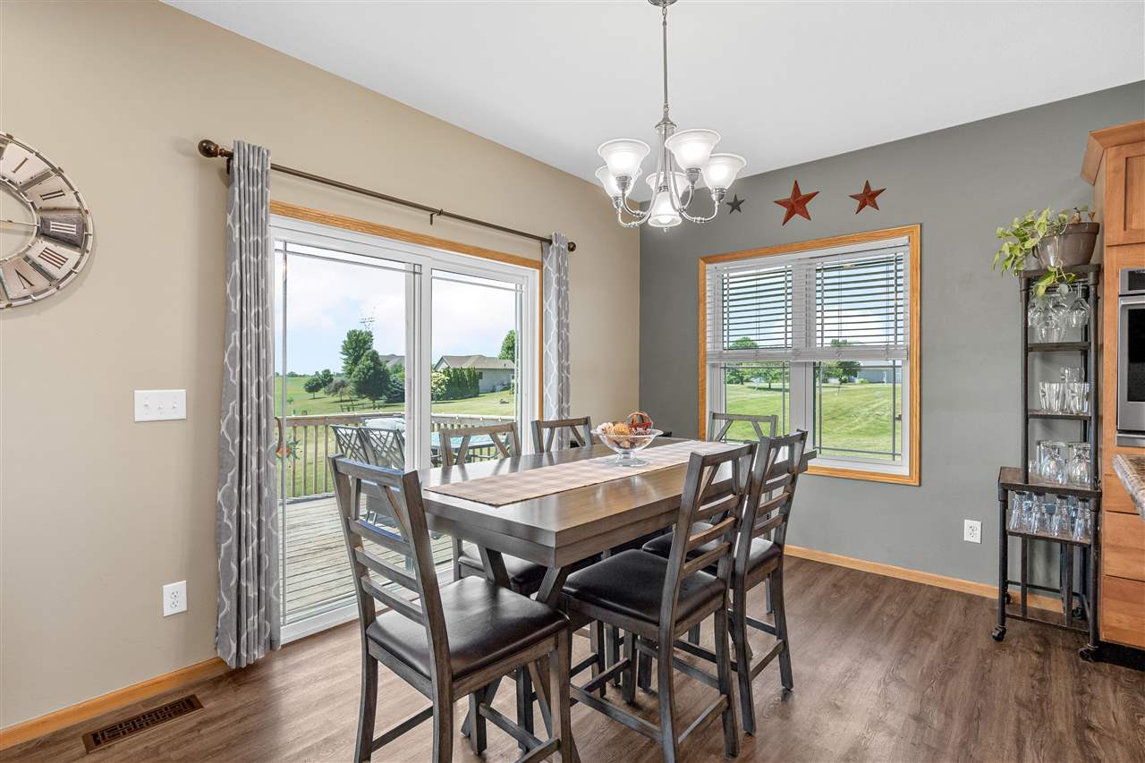 1490 Ridgeview Avenue West Liberty IA 52776