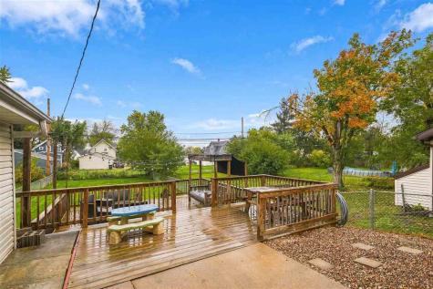 421 33rd Street NE Cedar Rapids IA 52402