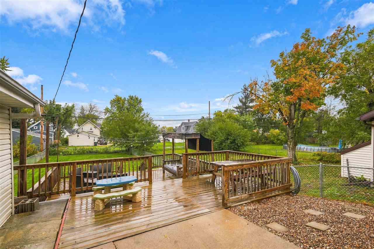 421 33rd Street NE Cedar Rapids IA 52402