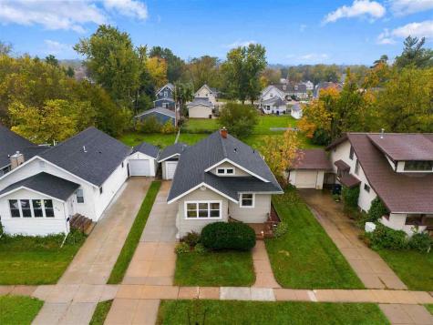 421 33rd Street NE Cedar Rapids IA 52402