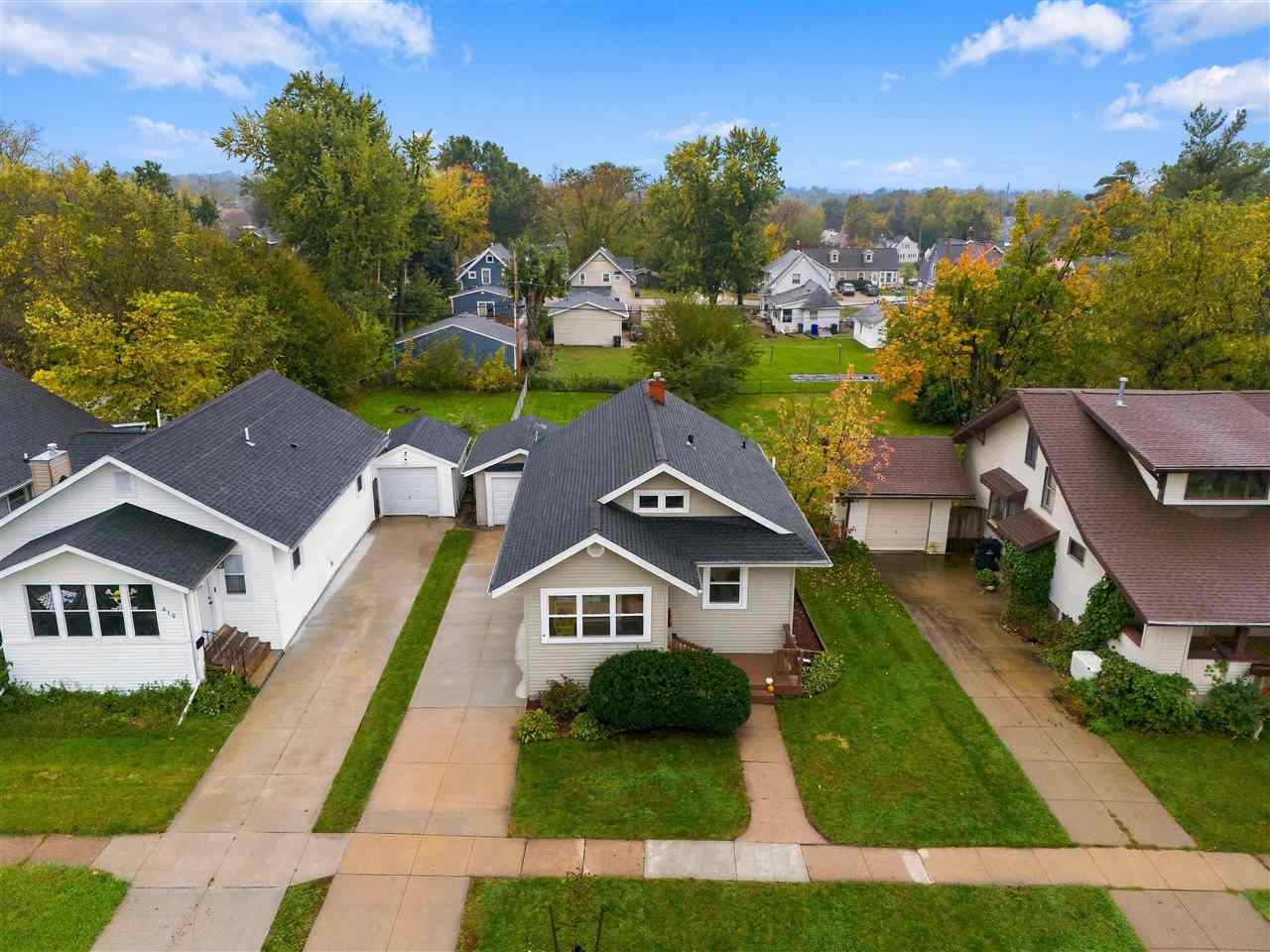 421 33rd Street NE Cedar Rapids IA 52402