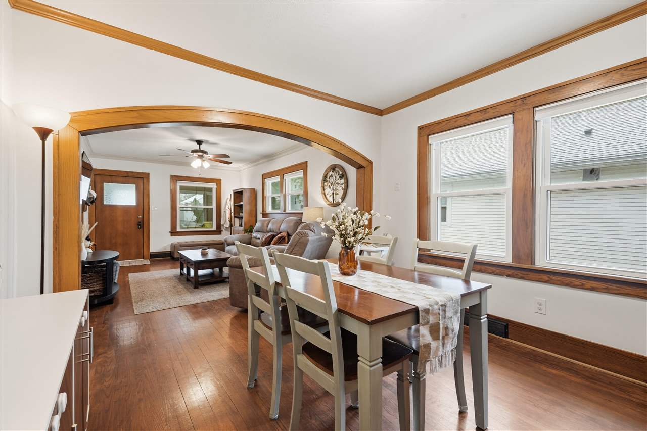 421 33rd Street NE Cedar Rapids IA 52402