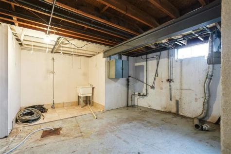 4641 Danbury Street NE Cedar Rapids IA 52402