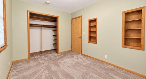 1024 N 4th Avenue Washington IA 52353