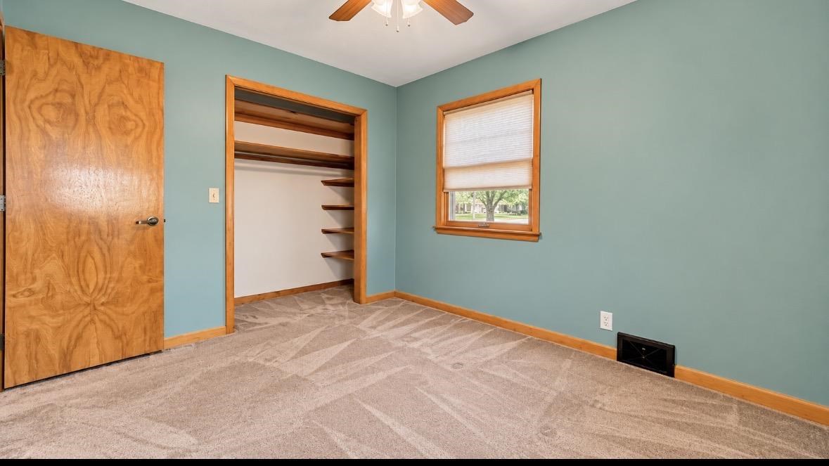 1024 N 4th Avenue Washington IA 52353