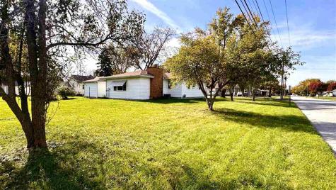 1024 N 4th Avenue Washington IA 52353