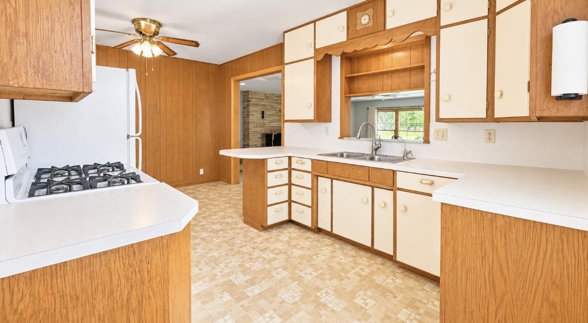 1024 N 4th Avenue Washington IA 52353