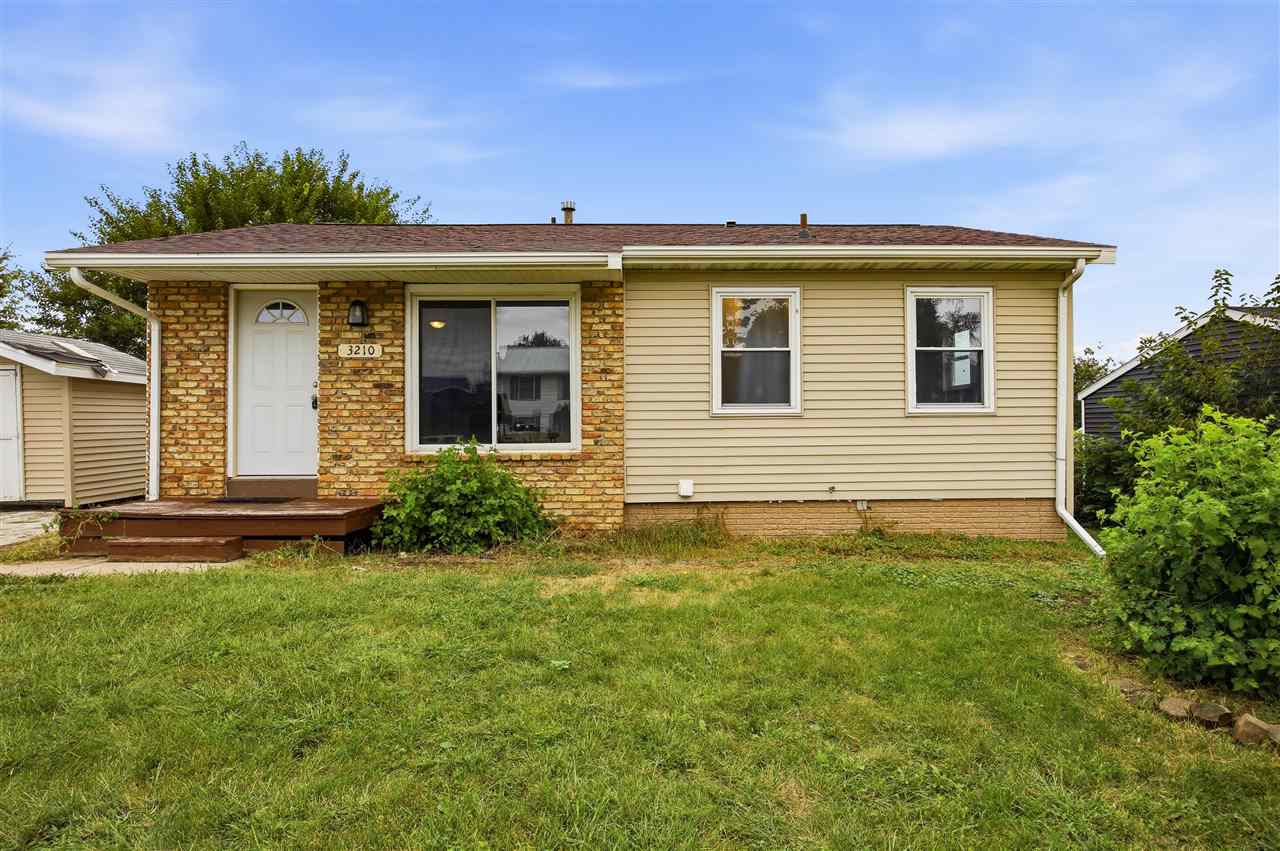 3210 Carriage Drive SW Cedar Rapids IA 52404