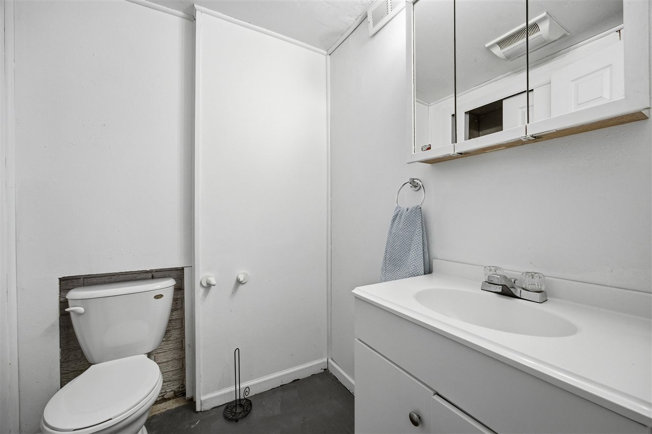 3210 Carriage Drive SW Cedar Rapids IA 52404