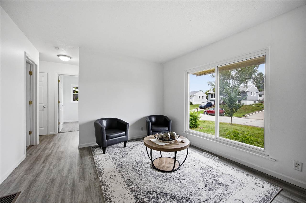 3210 Carriage Drive SW Cedar Rapids IA 52404