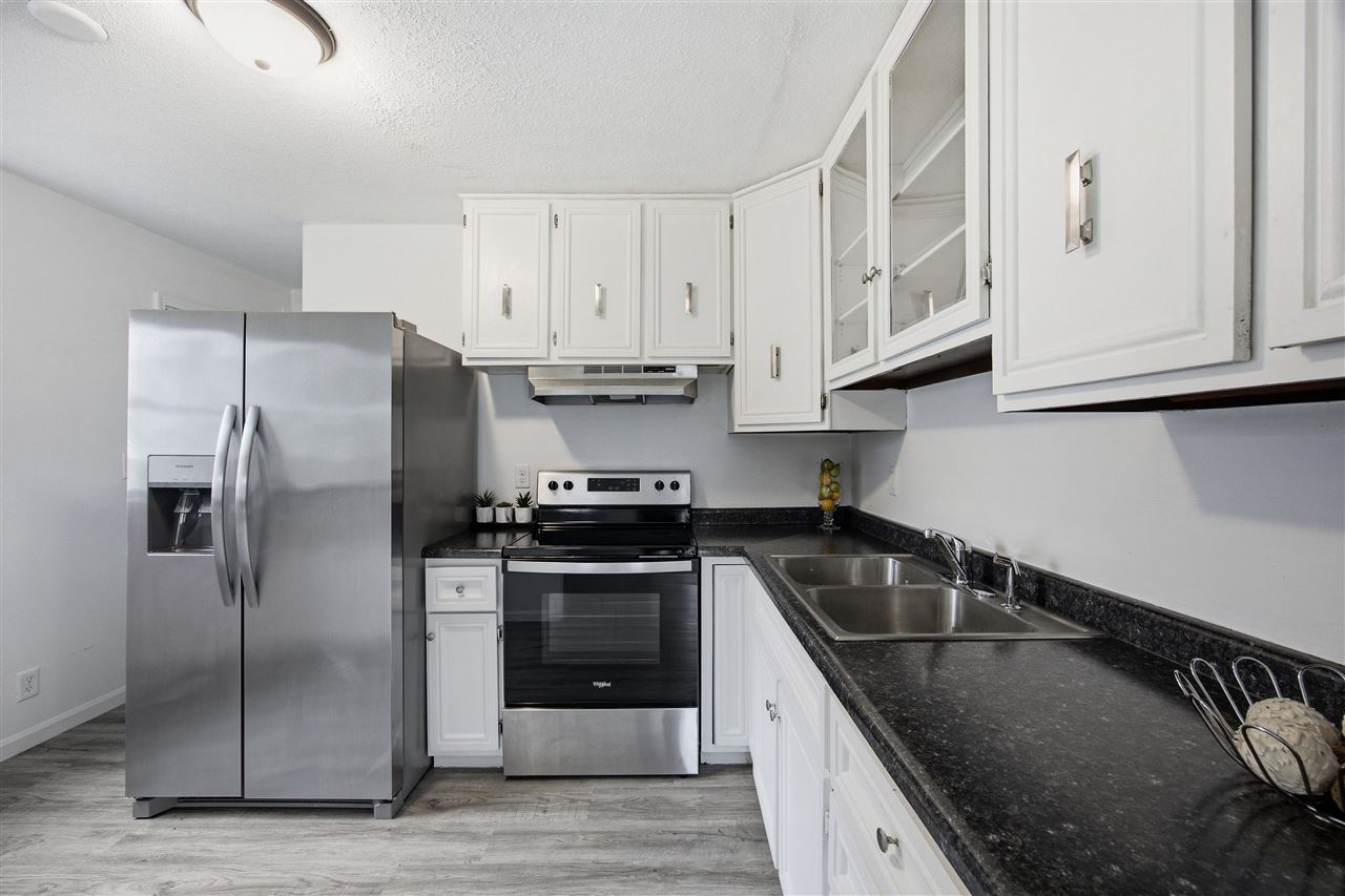 3210 Carriage Drive SW Cedar Rapids IA 52404