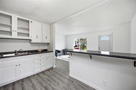 3210 Carriage Drive SW Cedar Rapids IA 52404