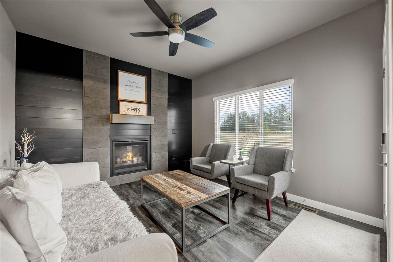 1915 Timber Wolf Drive North Liberty IA 52317