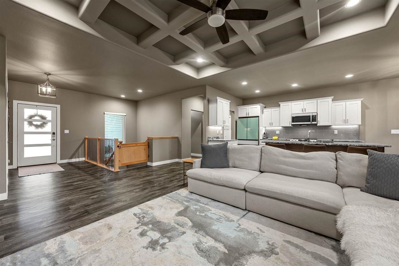 1915 Timber Wolf Drive North Liberty IA 52317