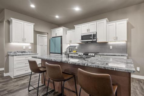 1915 Timber Wolf Drive North Liberty IA 52317