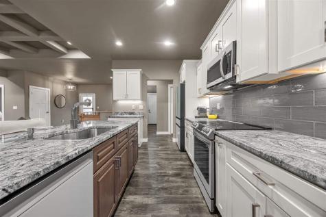 1915 Timber Wolf Drive North Liberty IA 52317