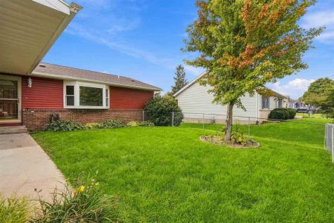 608 E Meyers Street West Liberty IA 52776